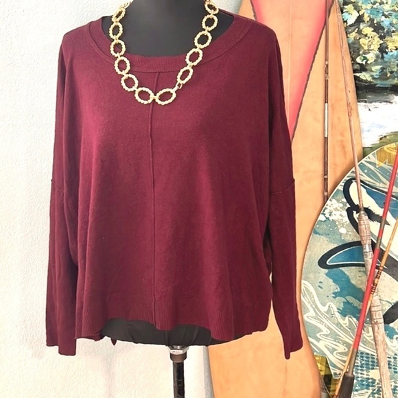 Vici, Cashmere Blend Oversized, Relaxed Top, Excellent Condition, Comfy Beyond! - Picture 3 of 8